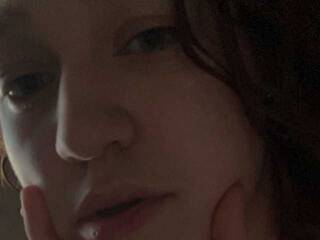 Эротический видеочат Curly-Banshee