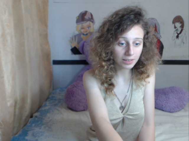 Фотографии CurlyCutie Welcome, who wants to have some fun with me?