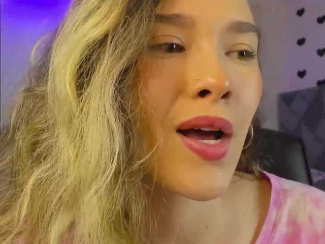 Скриншоты трансляции curlygirl1