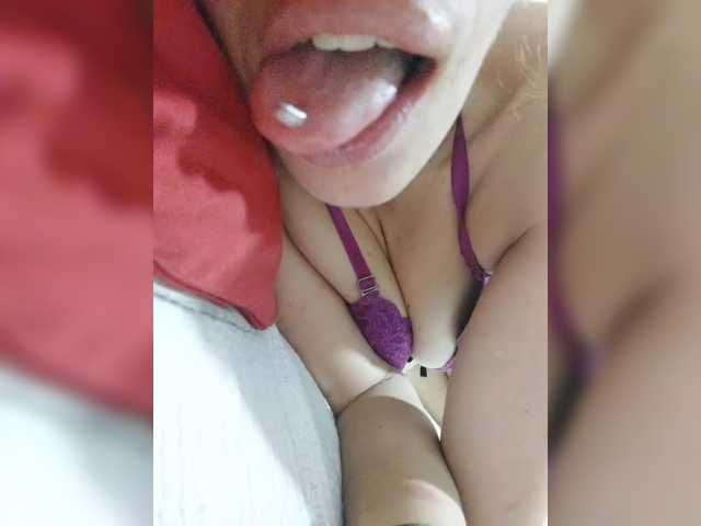 Фотографии CurlyHanna #horny#pircing#tongue#nipples#perfored#milf#hottest#deeptroat#flexiblity#