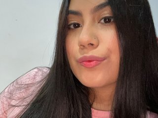 Эротический видеочат curvybuffgirl