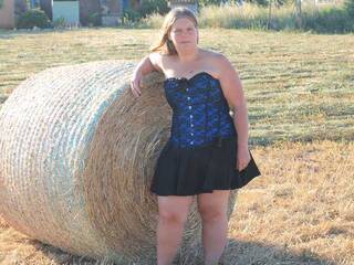 Эротический видеочат curvyemma