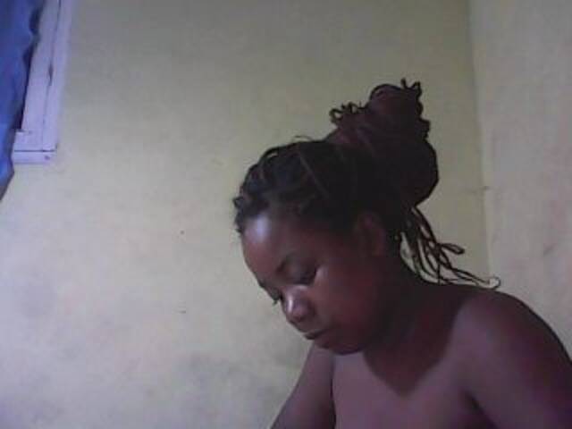 Скриншоты трансляции cute-black