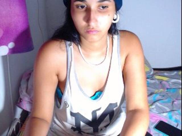 Скриншоты трансляции cutegirlgreat