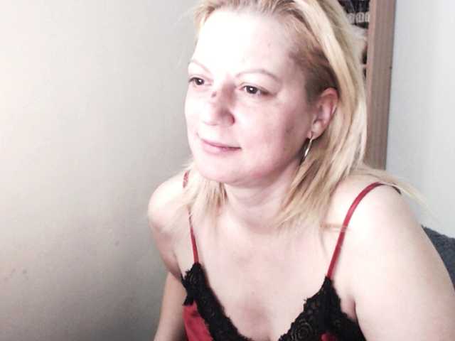 Скриншоты трансляции BeautyMilf