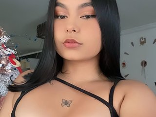 Эротический видеочат DakotaRoss