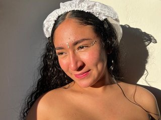 Эротический видеочат Lexiiee11