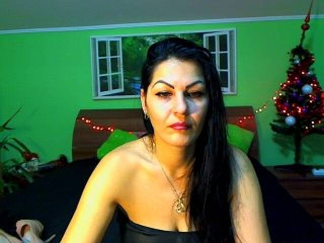 Скриншоты трансляции DamnedQueen