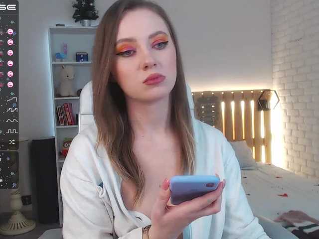 Скриншоты трансляции DancingQueen