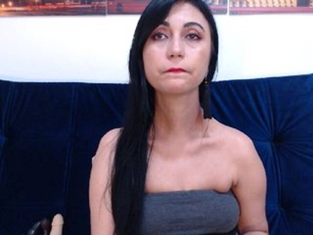 Скриншоты трансляции danielahotsex