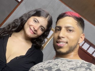 Эротический видеочат Danna-Leo