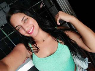 Эротический видеочат DANNAYEAH