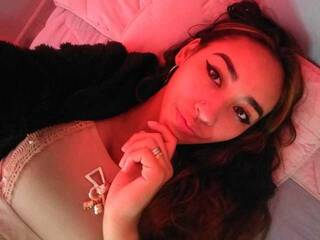 Эротический видеочат danni-gomez