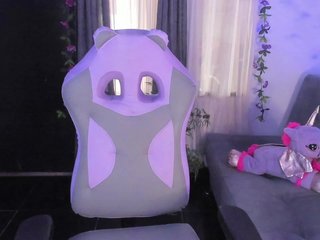 Эротический видеочат DannielaFerrer