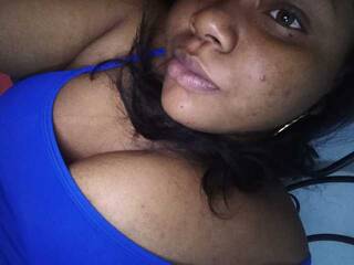 Эротический видеочат daphnee024