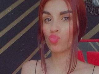 Эротический видеочат DaphneTaylor