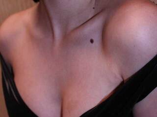 Эротический видеочат DarkFoxyNox