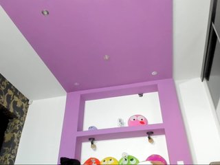 Эротический видеочат dayannasweet