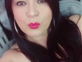 Эротический видеочат deepselena8