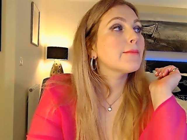 Скриншоты трансляции DeliciousAlba