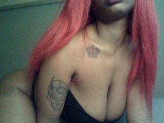 Эротический видеочат DelightfulDark