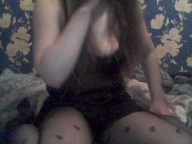 Скриншоты трансляции DevochkaLeya