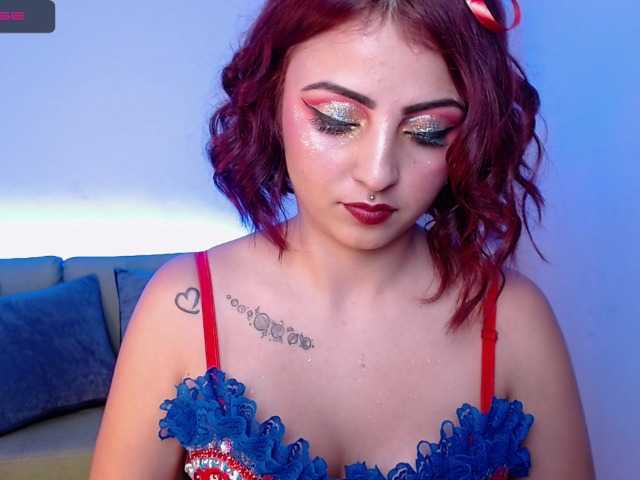 Фотографии Diamond-Red ❤️Hi guys❤️ I'm watching my father masturbating, and that made me very horny ... come help me to culminate my orgasm ♥ ♥ #lovense #ahegao #bdsm #squirt #dirty