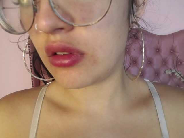 Фотографии Diamonstar- #deepthroat #blowjob #new #latina #spit