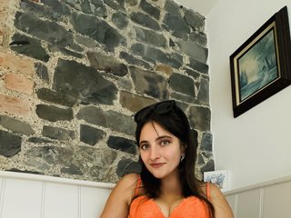 Эротический видеочат DInaraXRose