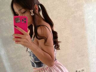 Эротический видеочат dinasun