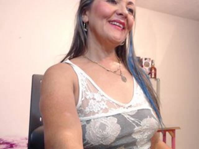 Скриншоты трансляции SquirtNstyGrl