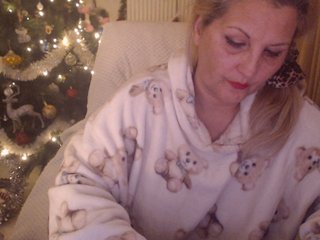 Эротический видеочат Angel_Dm_Milf