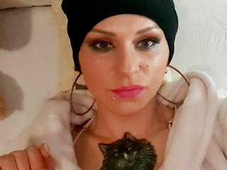 Эротический видеочат DolceVioleta92