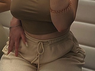 Эротический видеочат Donut-red