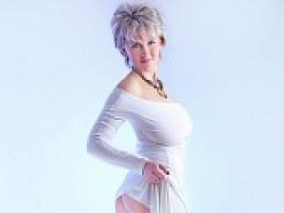 Эротический видеочат dora17