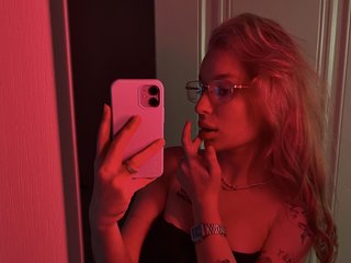 Эротический видеочат Dorothya