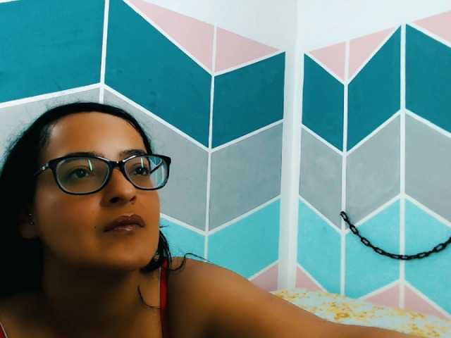 Скриншоты трансляции Dulcetaylor