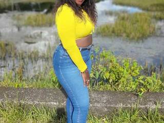 Эротический видеочат Ebony-sofia