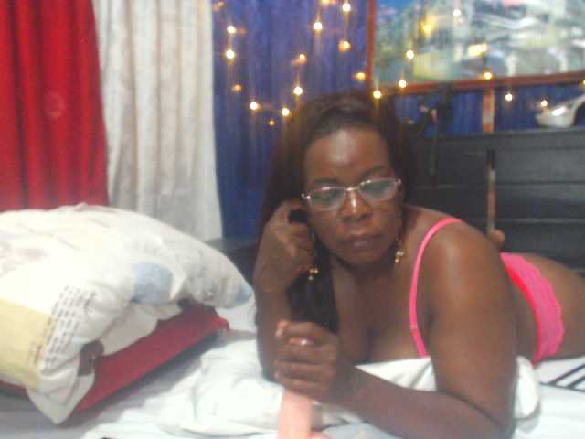 Скриншоты трансляции EBONYBLACKa