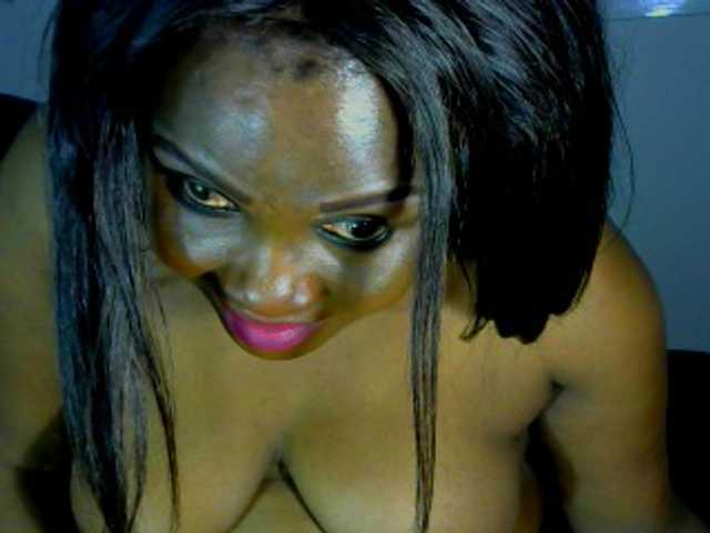 Скриншоты трансляции EbonyBooty