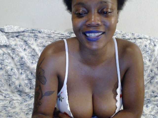 Фотографии Ebonydoll1 #ebony #hairy #boobs[25] #pussy[60] #cumshow[550]