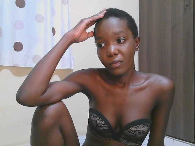Скриншоты трансляции Ebonygoddess2