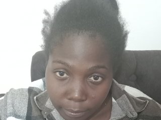 Эротический видеочат Ebonytiffany2