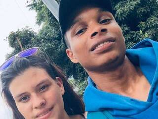 Эротический видеочат Eddie-Bella