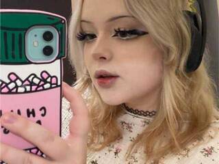 Эротический видеочат SleepyHeadCat