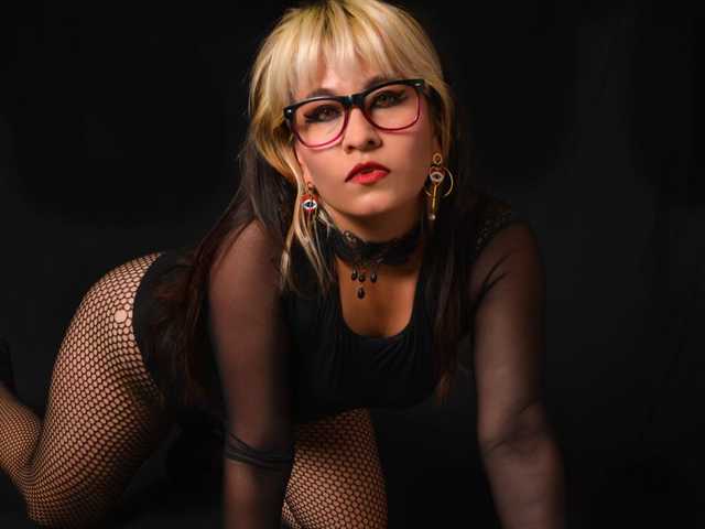 Фотография профиля elena-roberts
