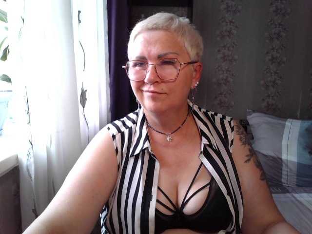Скриншоты трансляции Elenamilfa