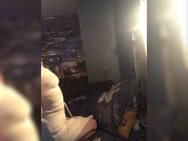 Скриншоты трансляции ElenaSativa