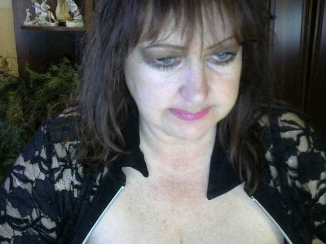 Скриншоты трансляции ElenaZed