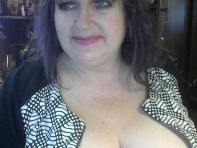 Скриншоты трансляции ElenaZed